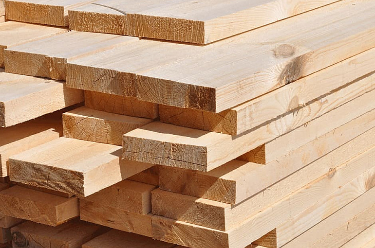 کاربردهای چوب نراد و صنوبر